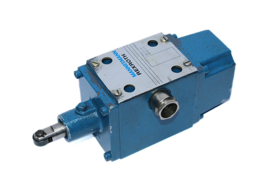 REXROTH 4WMR 10 J31/YAW LIMIT SWITCH VALVE