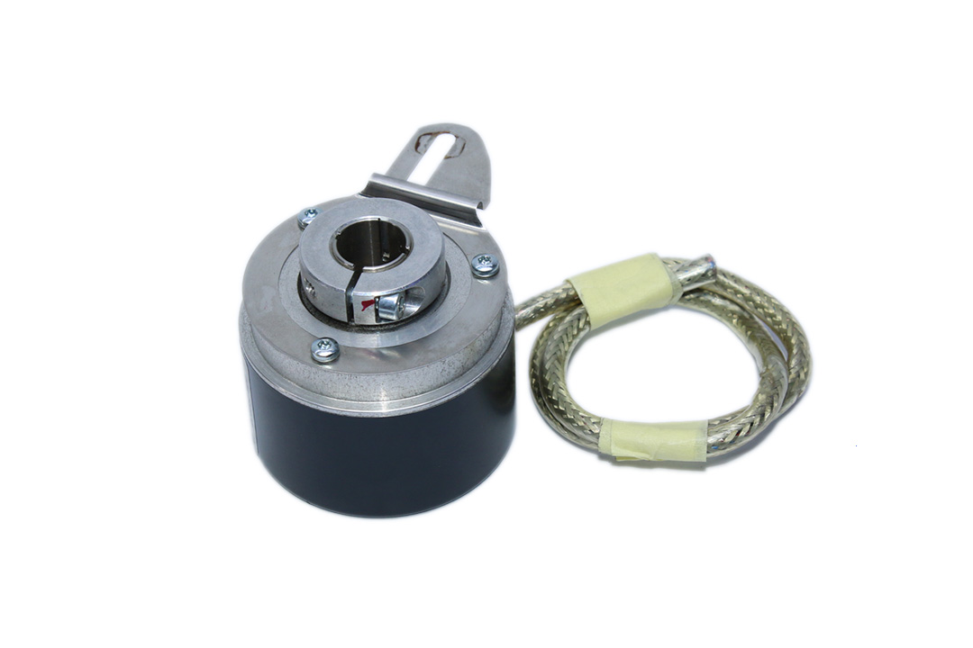BAUMER ITD 21 A4 Y106 1024 R NI K8SK12 S 14 ROTARY ENCODER