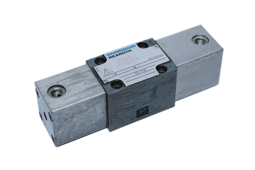 REXROTH 4 WP 6 D53/OFN DIRECTIONAL CONTROL VALVE