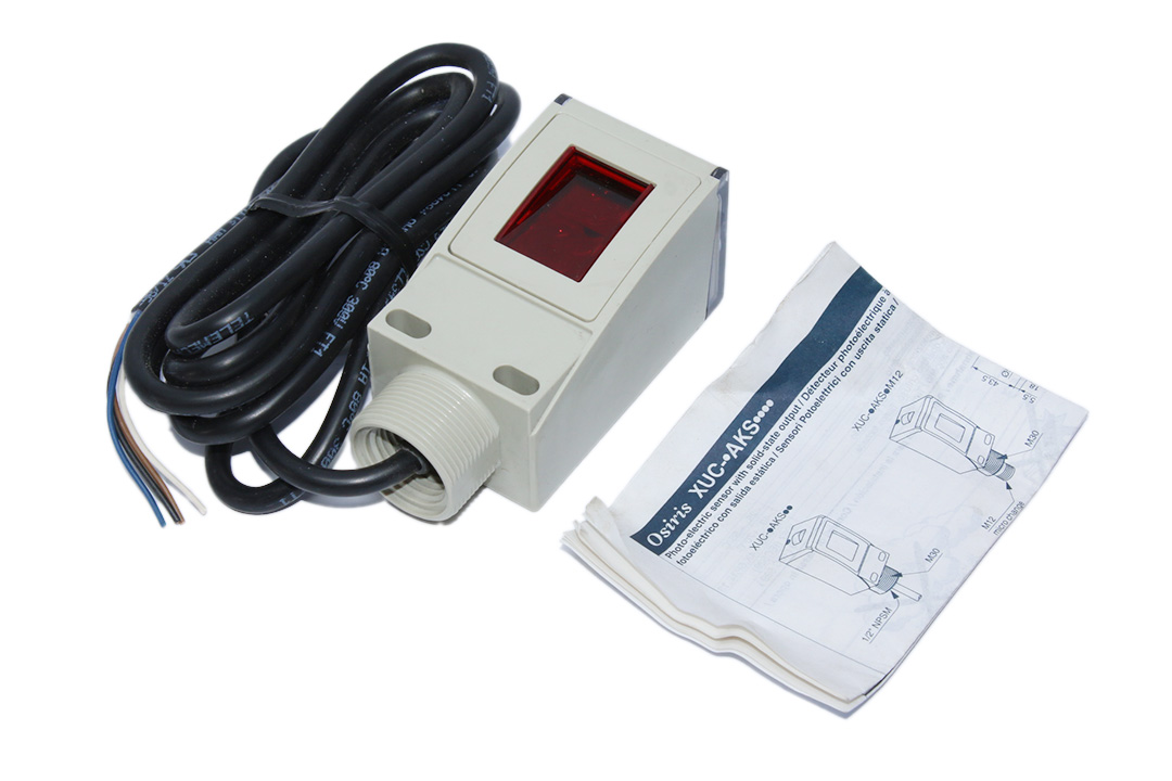 TELEMECANIQUE XUC9AKSAL2 PHOTOELECTRIC SENSOR