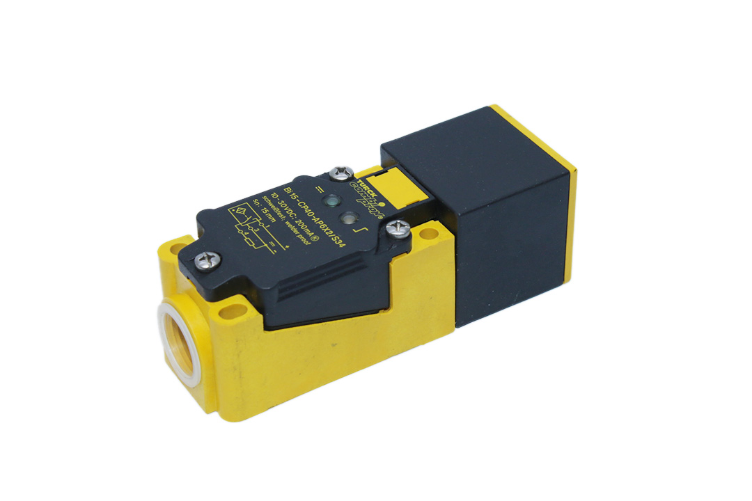 TURCK BI15-CP40-AP6X2/S34 Inductive Sensor