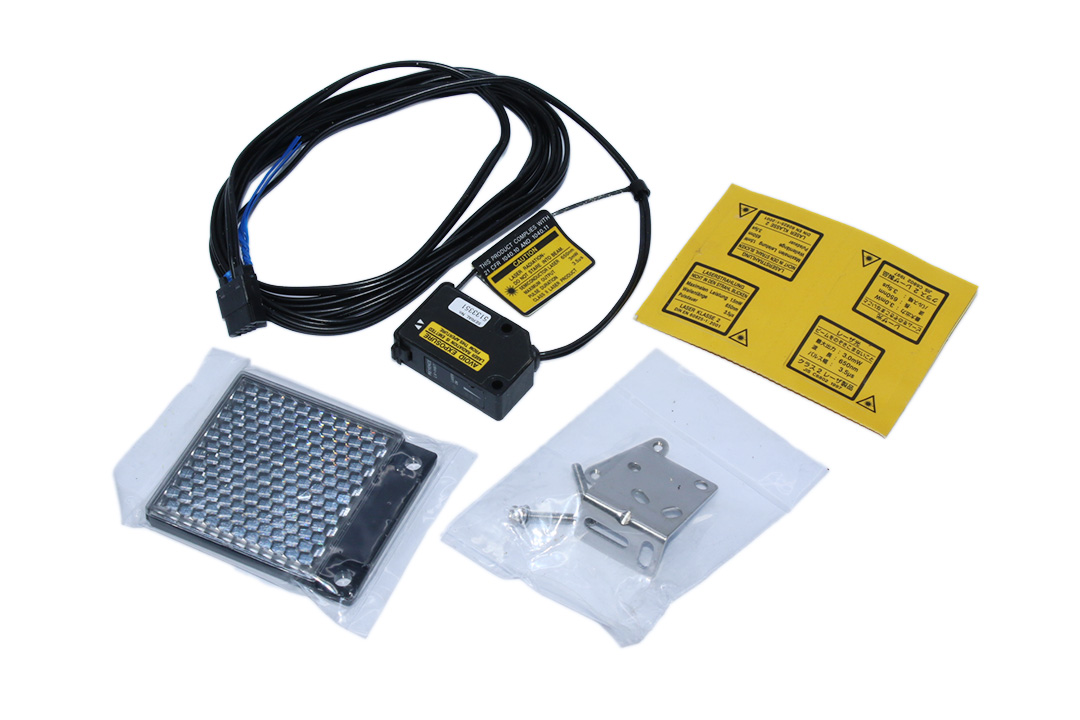 KEYENCE LV-H67 Laser Sensor