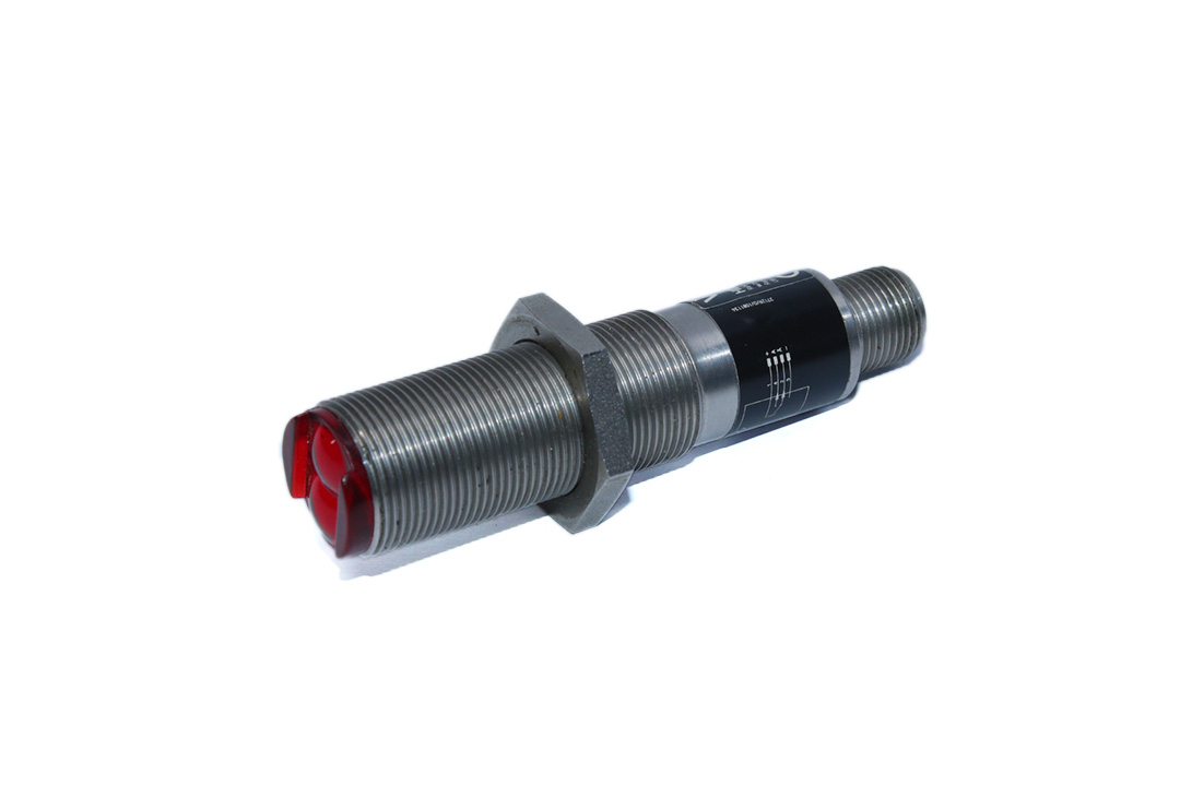 Wenglor HD11PA3 Reflex Sensor with Background Suppression