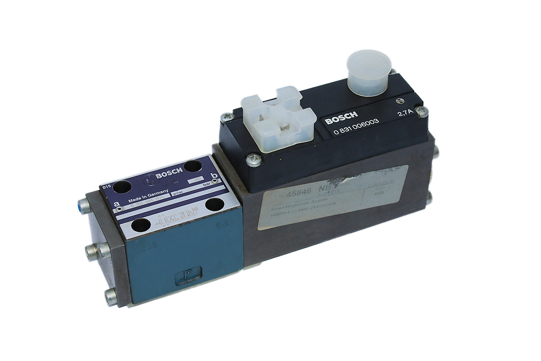 BOSCH 0 811 404 036 SERVO SOLENOID VALVE
