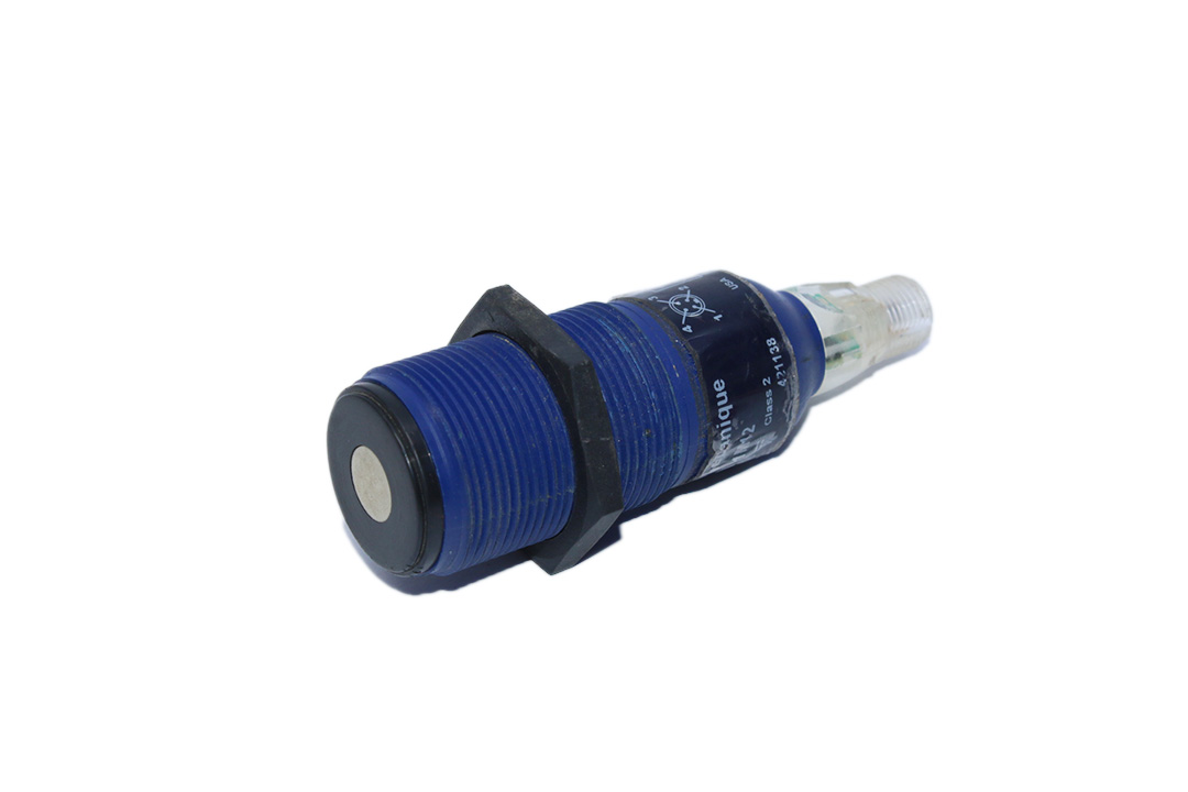 TELEMECANIQUE XX9V3A1F1M12 ULTRASONIC SENSOR