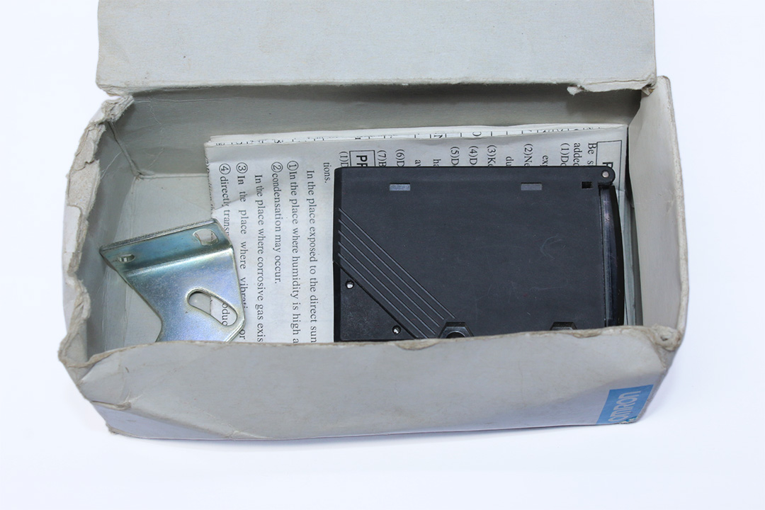 OMRON E3G-R17-G PHOTOELECTRIC SENSOR