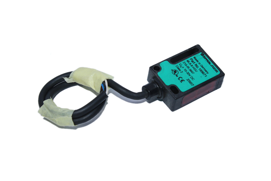 PEPPERL+FUCHS ML8-8-HGU-210-IR-3647 CONVERGENT REFLECTIVE PHOTOELECTRIC SENSOR 195671