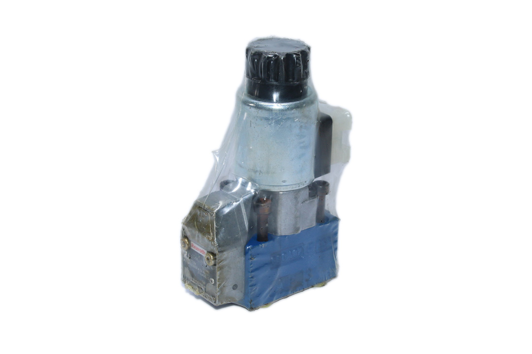 REXROTH R900213294 DIRECTIONAL SEAT VALVE M-3 SEW 6 U36/630 M G24 N9K4/B15