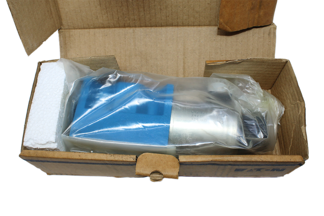 VICKERS DG4V 5 2AJ M U H6 20 SOLENOID OPERATED DIRECTIONAL VALVE 616768