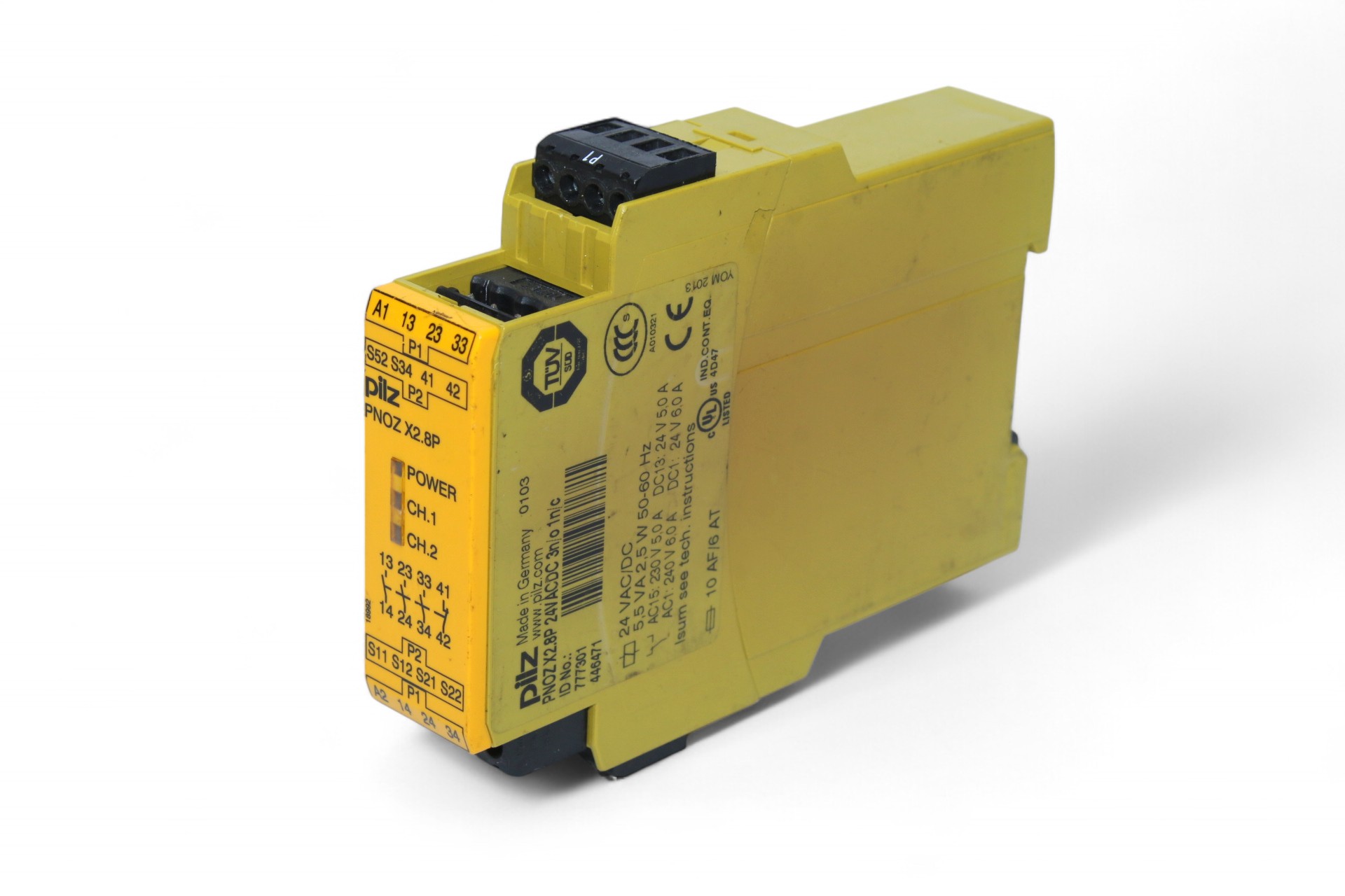 PILZ PNOZ X2.8P 24VACDC 3n/o 1n/c SAFETY RELAY 777301