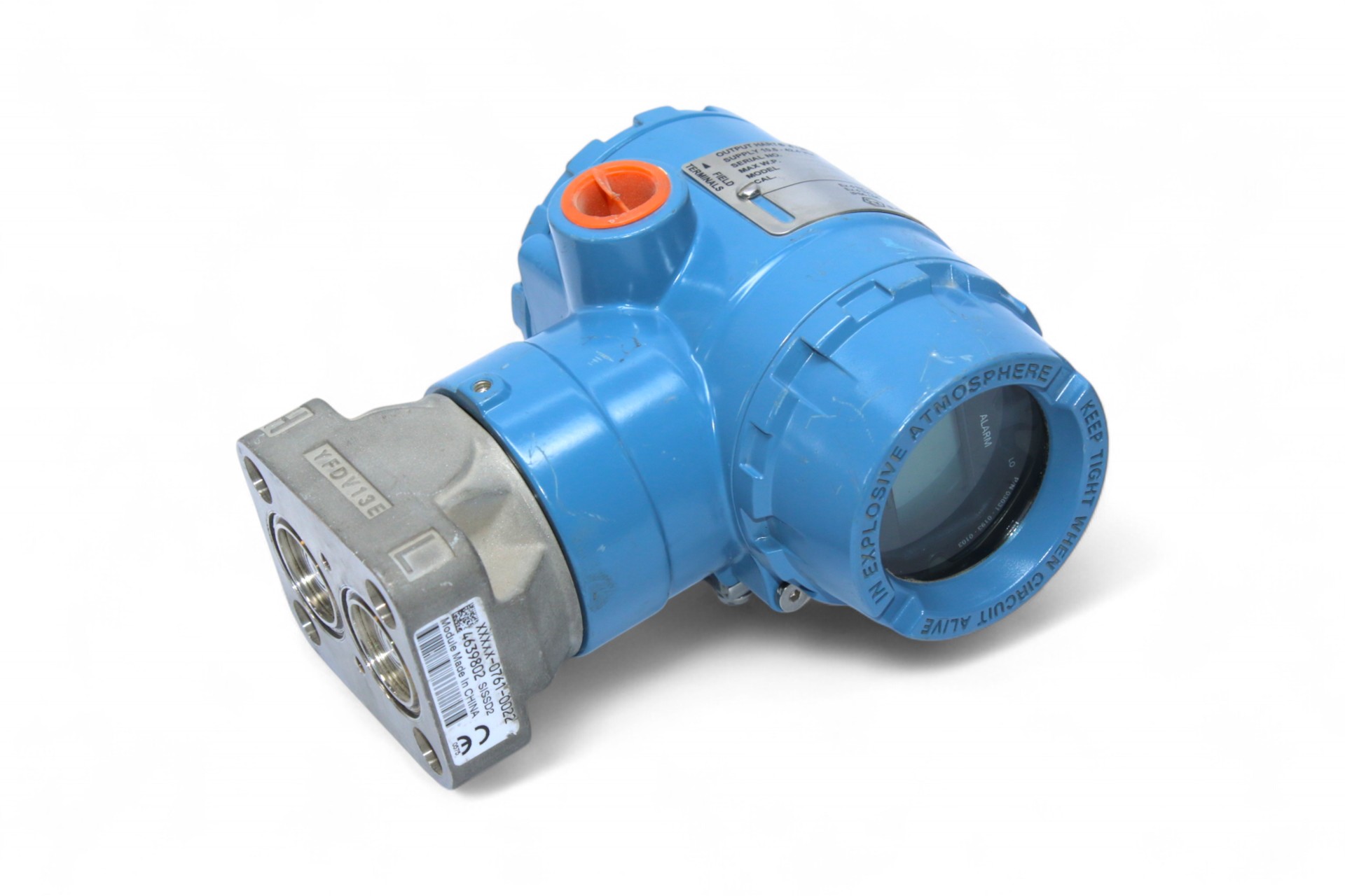 Manufacturer: ROSEMOUNT Type: PRESSURE TRANSMITTER Model: 2051C02A02A1AS5E1M5D4C104 Operating Voltage: 10.5 to 42.4 VDC Current Output: 4 to 20 mA Max Working Pressure: 3626 PSI / 250 BAR
