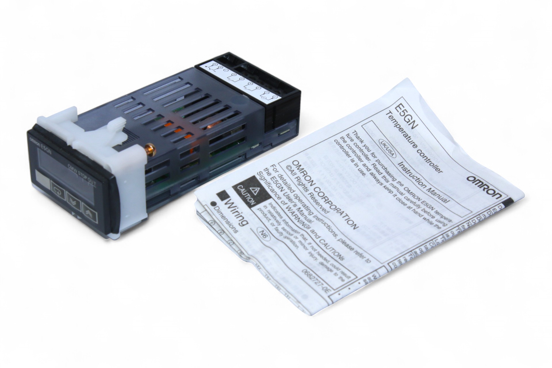 OMRON E5GN-R1TC DIGITAL TEMPERATURE CONTROLLER
