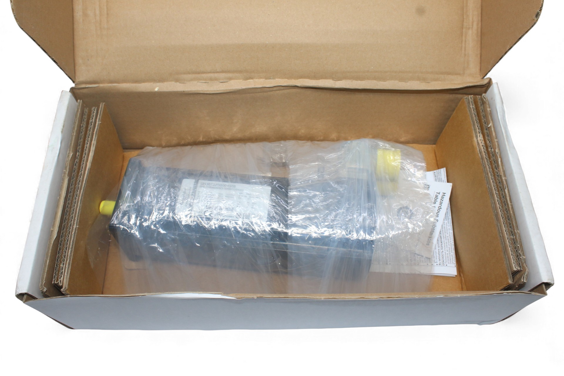 SCHNEIDER SH30702S0001098 SERVO MOTOR