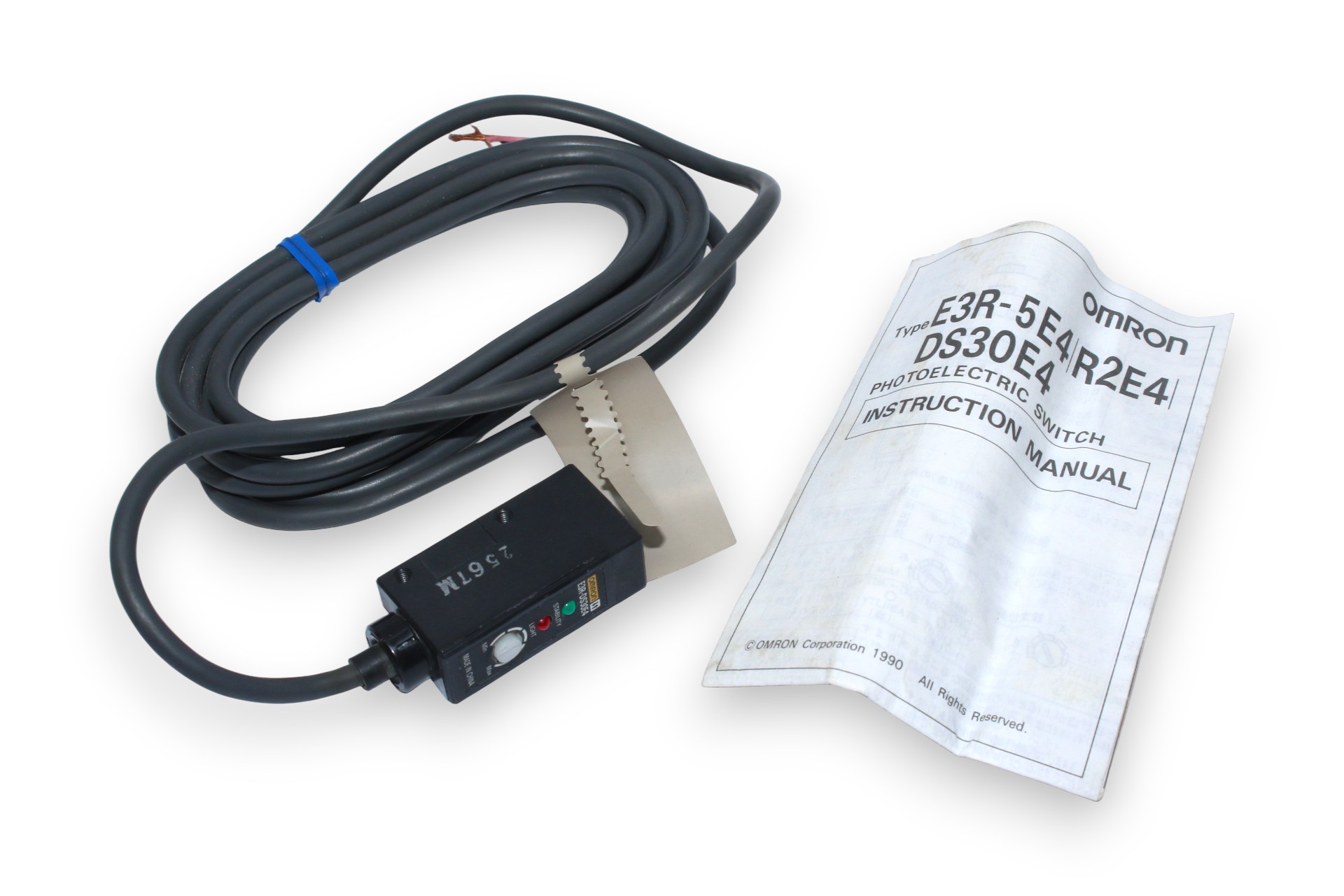 OMRON ESR-DS30E4 PHOTOELECTRIC SWITCH