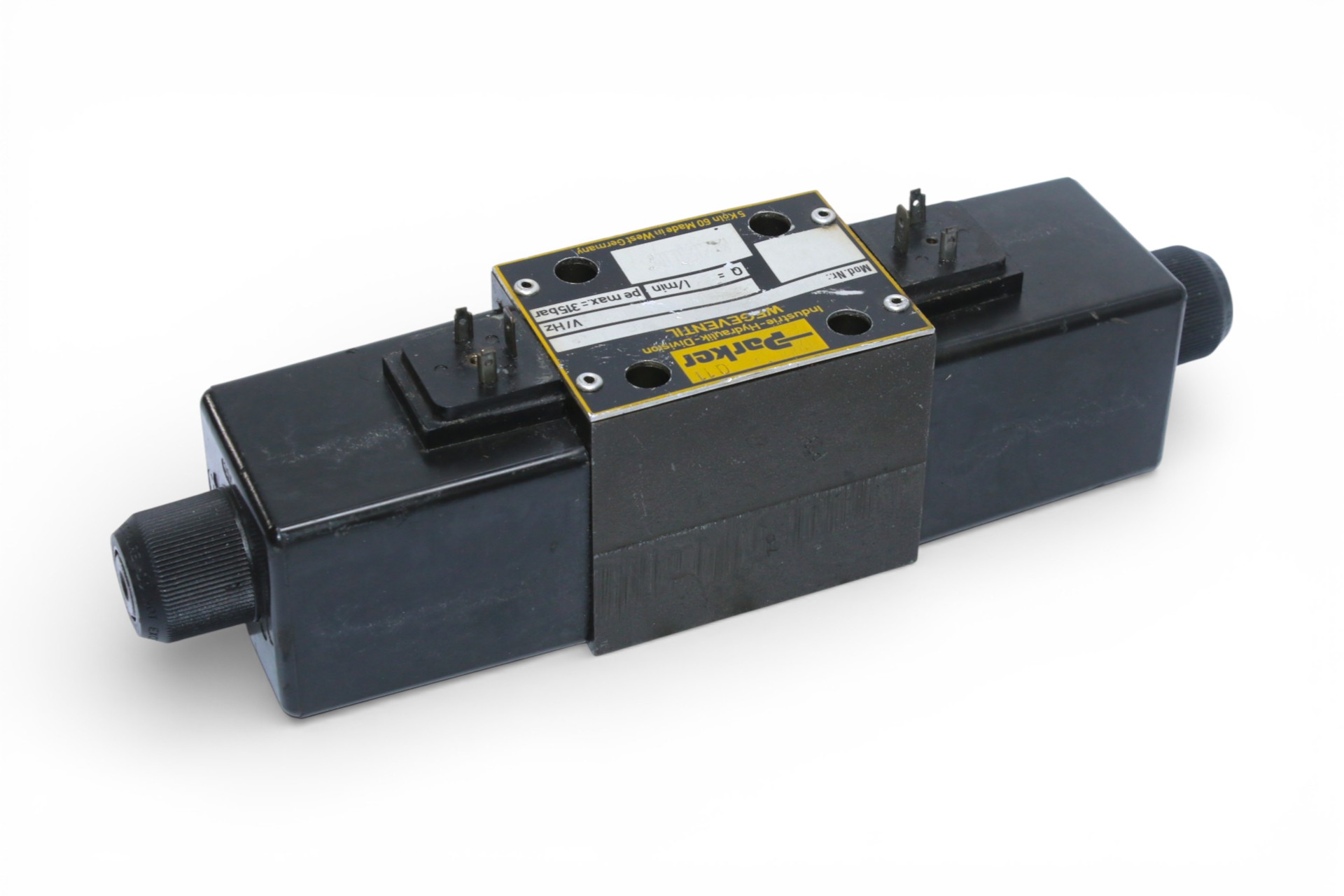 PARKER D3W-3-C-JJ-23 DIRECTIONAL CONTROL VALVE