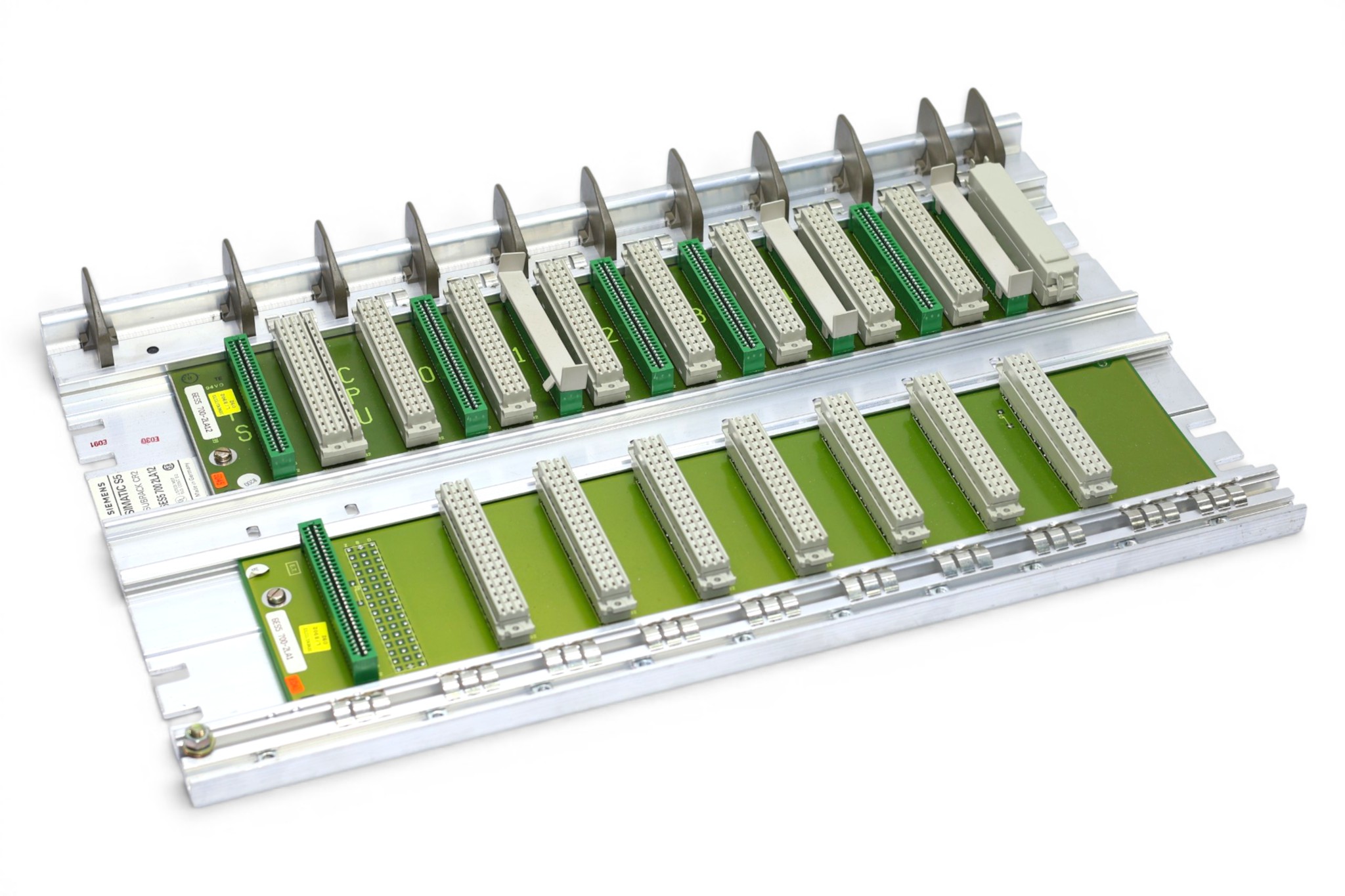 SIEMENS 6ES5700-2LA12 BASE RACK CR 700-2