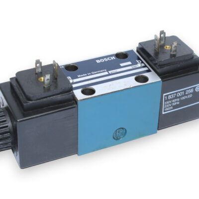 BOSCH 0 810 090 136 DIRECTIONAL CONTROL VALVE 081WV06P1N112WS220/50A0