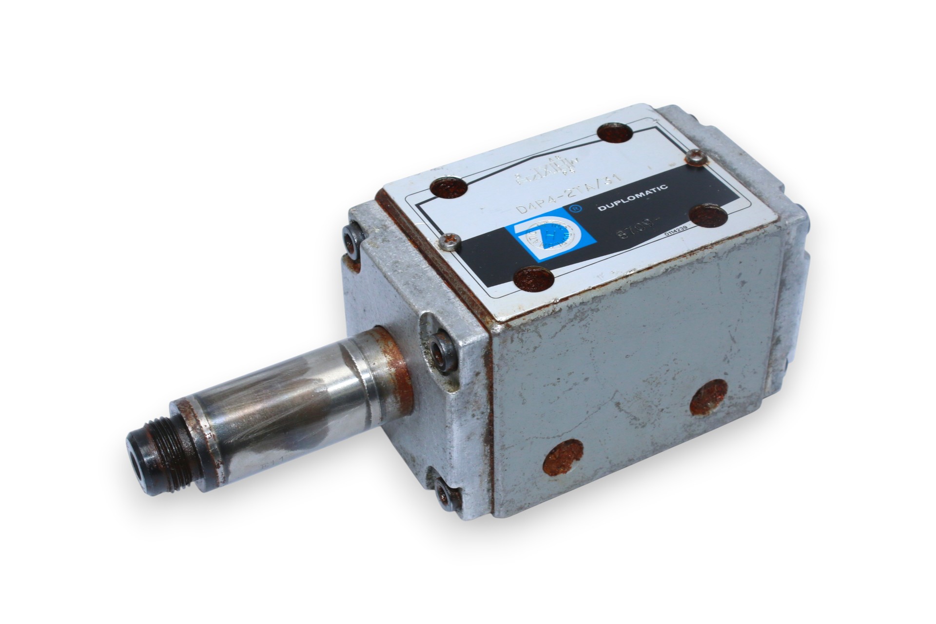 DUPLOMATIC D4P4-2TA/31 DIRECTIONAL CONTROL VALVE (WITH OUT OF COIL)