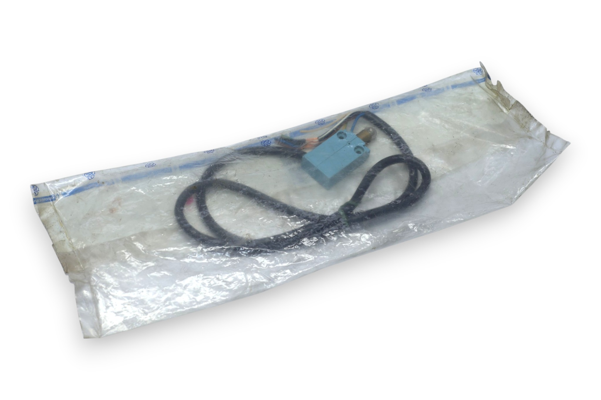 TELEMECANIQUE XCM A 102 LIMIT SWITCH